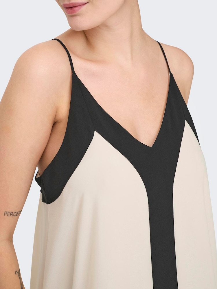 ONLY Cream Contrast Strap Sleeveless Maxi Dress - Image 2 of 6