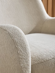 Teddy Shearling Natural Fergus Snuggle Chair - Image 2 of 9