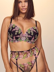 Victoria's Secret Black Wisteria Embroidery Garter Belt - Image 3 of 3