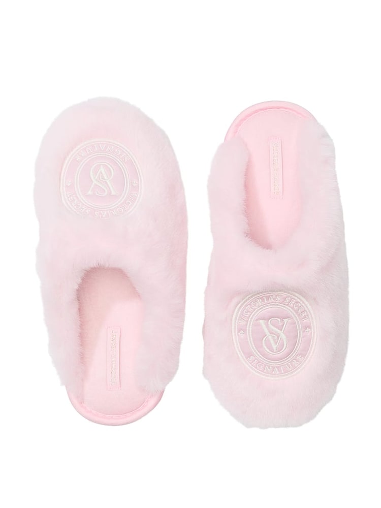Victoria's Secret Pretty Blossom Pink Closed Toe Faux Fur Slippers - Image 1 of 2