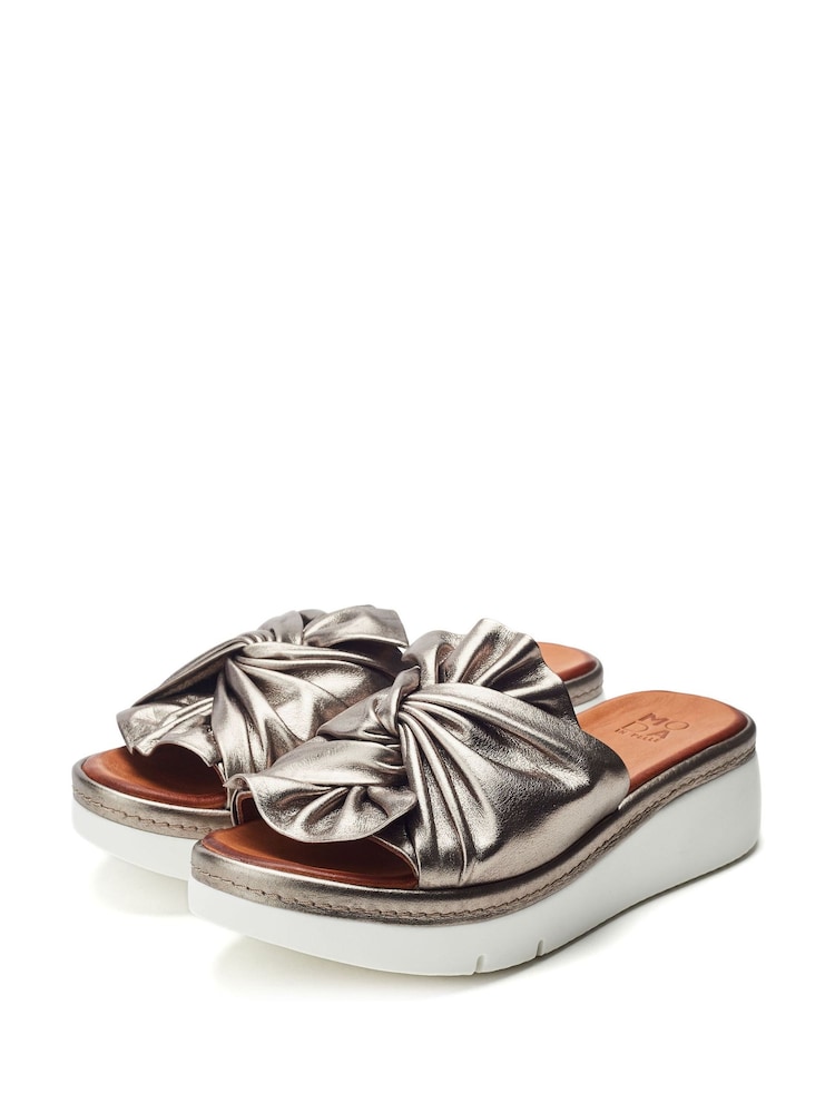 Moda in Pelle Ollin Twist Upper Sporty Low Wedge Leather Sliders - Image 2 of 4
