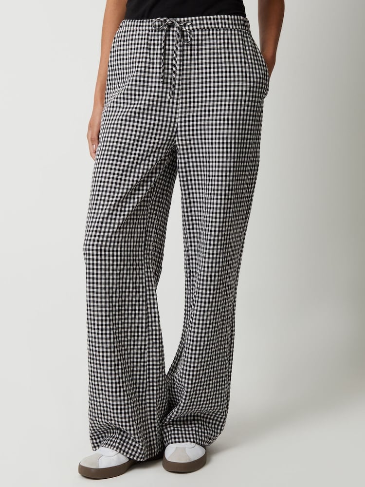 Threadbare Black Wide Leg Gingham Trousers - Image 2 of 5