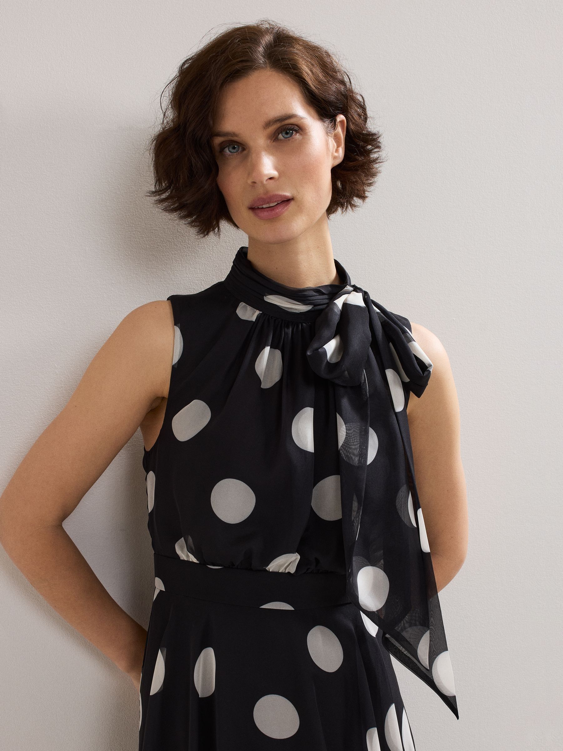 【関税込】PhaseEight ワンピース☆Lucinda Polka Dot Dress, Bl Buy Phase Eight Black Lucinda Spot Dress from the Next UK