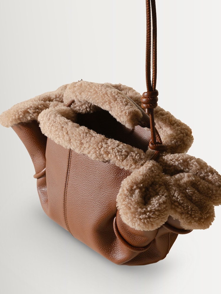 Hereu Studio Brown Arta Mini Curly Shearling Trims Bag - Image 2 of 4