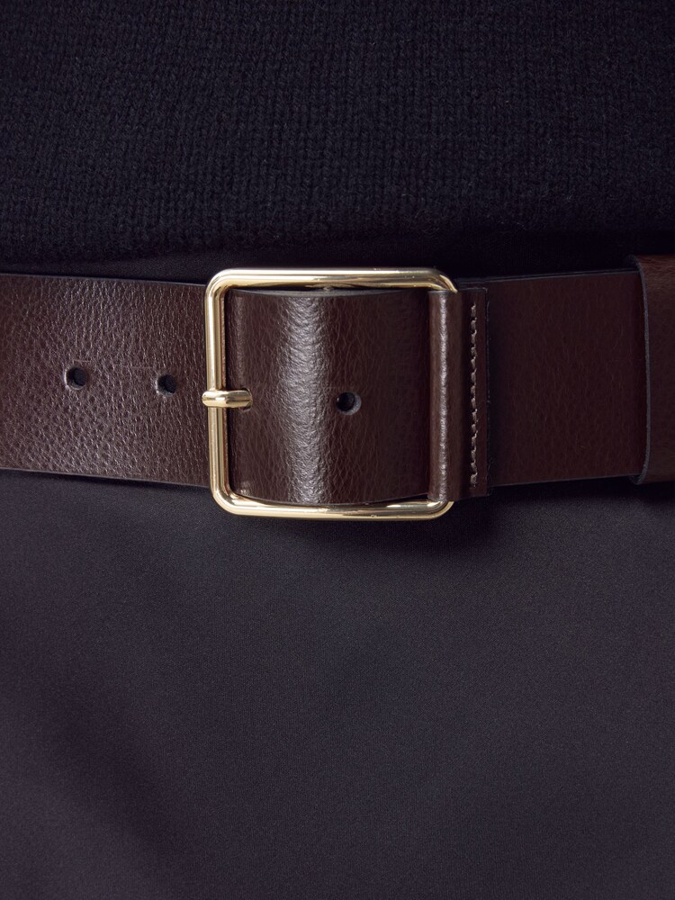 Berry Red Premium Made In Italy Wide Leather Belt - Image 2 of 3 Berry Red Premium Made In Italy Wide Leather Belt - Image 2 of 3