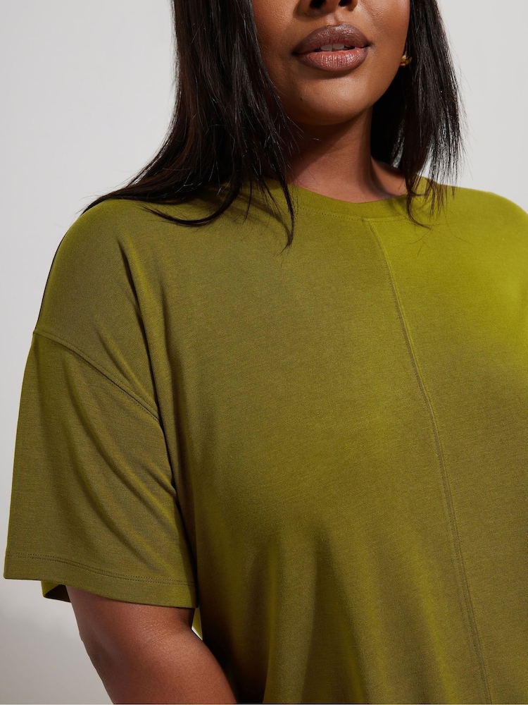 Yours Curve Green Luxury Boxy T-Shirt - Image 3 of 3