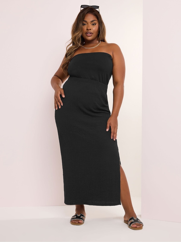 Preto - Saia texturizada com fenda lateral Yours Curve - Imagem 2 de 3