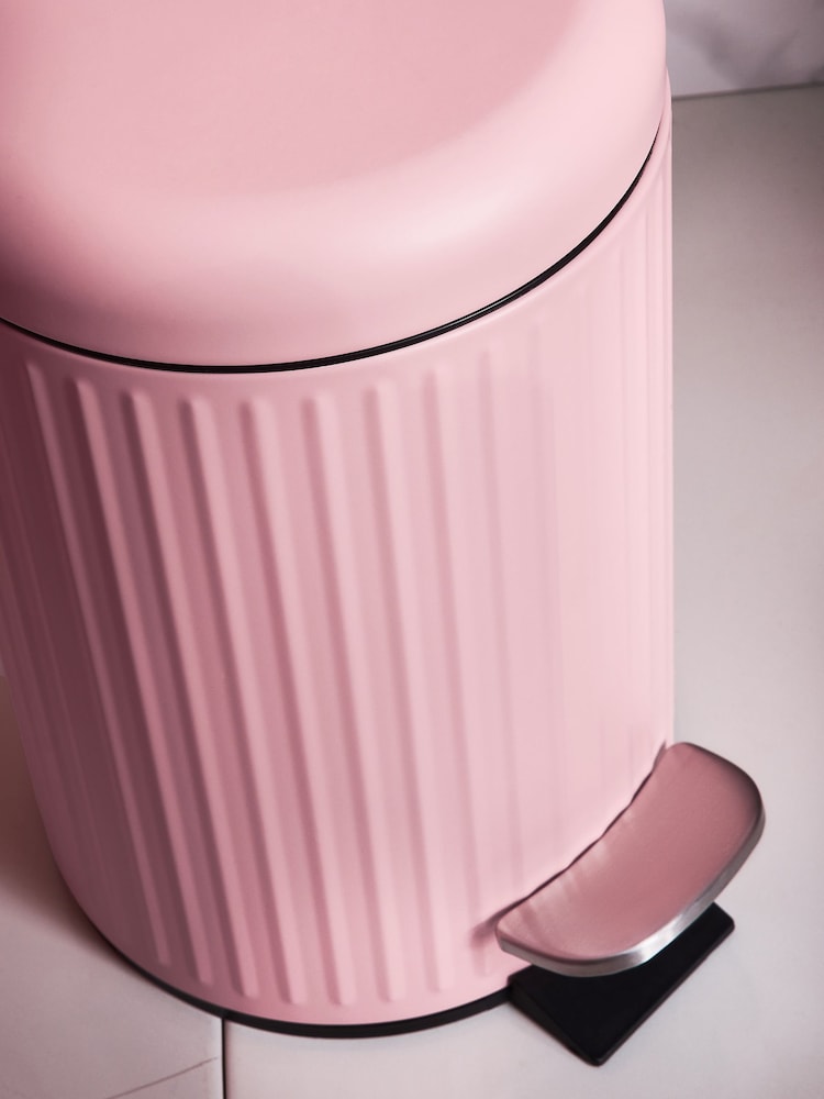 Pink Rib Soft Close 3 Litre Pedal Bin - Image 2 of 3 Pink Rib Soft Close 3 Litre Pedal Bin - Image 2 of 3