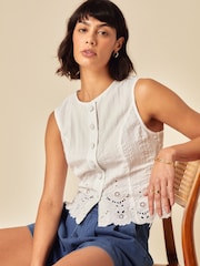 Nobodys Child White Layla Seersucker Button Down Broderie Scallop Hem 100% Cotton Waistcoats - Image 1 of 5