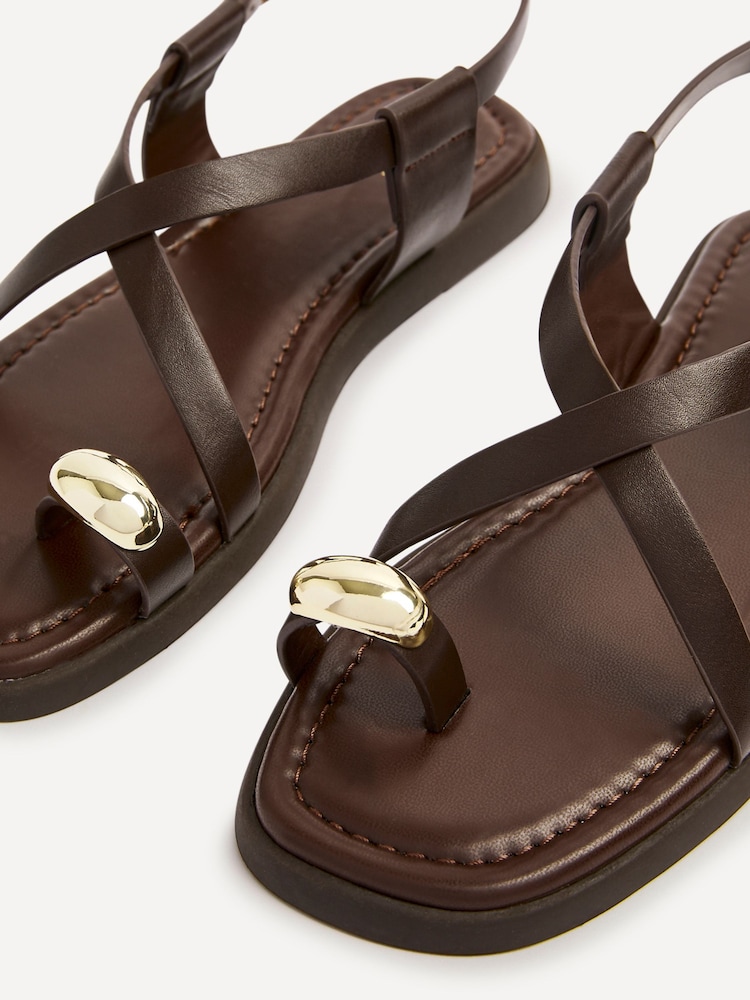 Linzi Brown Salma Strappy Flat Sandals With Toe Ring - Image 8 of 8