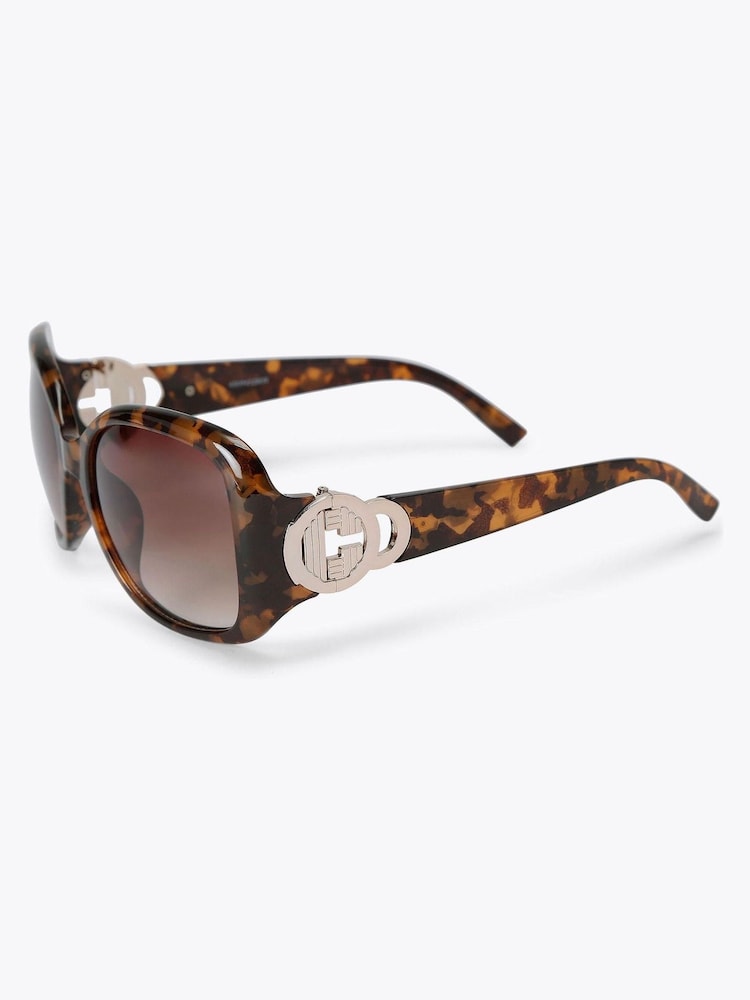 Carvela Oversized C Brown Sunglasses - Image 3 of 4