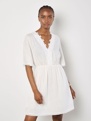 Apricot White Daisy Lace Batwing Linen Dress - Image 3 of 4