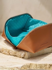 Moroccanoil Body Discovery Kit including Free Cosmetic Bag and Hand Cream (Worth £45) - Image 4 of 5