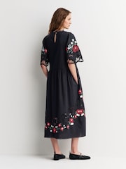 Sea New York Black Rosaline Embroidery Midi Dress - Image 2 of 6