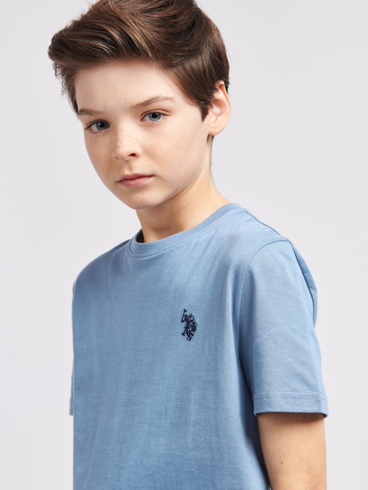 Коралловый с голубым - US Polo Assn. Футболка для мальчиков из 100% хлопка с принтом лошадей - Изображение 2 из 7