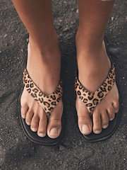 Mint Velvet Natural Lula Leopard Print Textured Flip Flops - Image 5 of 5