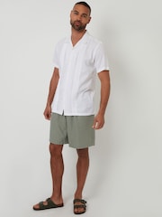 Белый - Threadbare Pleat Detail Linen Blend Short Sleeve Shirt - Изображение 3 из 4