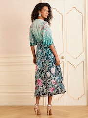 V&A I Love & Roses Green Printed V-Neck Short Sleeve Midi Dress - Image 3 of 4