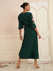 Love & Roses Green Floral Print Embroidered V-Neck Angel Sleeve Midi Dress - Image 3 of 4
