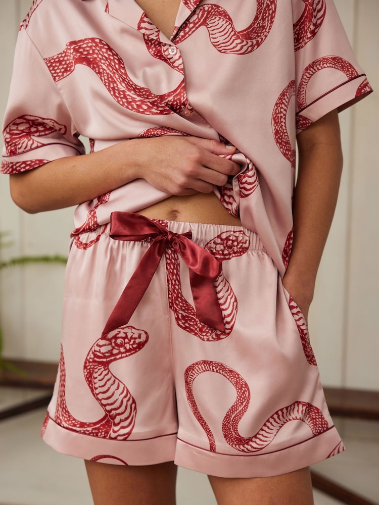Chelsea Peers Satin Snake Print Short Pyjamas Set - صورة 5 من 5