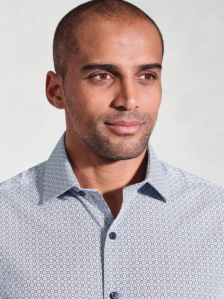 Brook Taverner Blue Light Geometric Print Long Sleeve 100% Cotton Shirt - Image 3 of 5