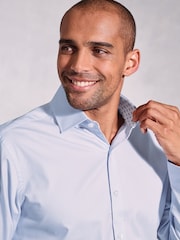 Brook Taverner Herringbone Stretch Cotton Long Sleeve Shirt - صورة 3 من 5