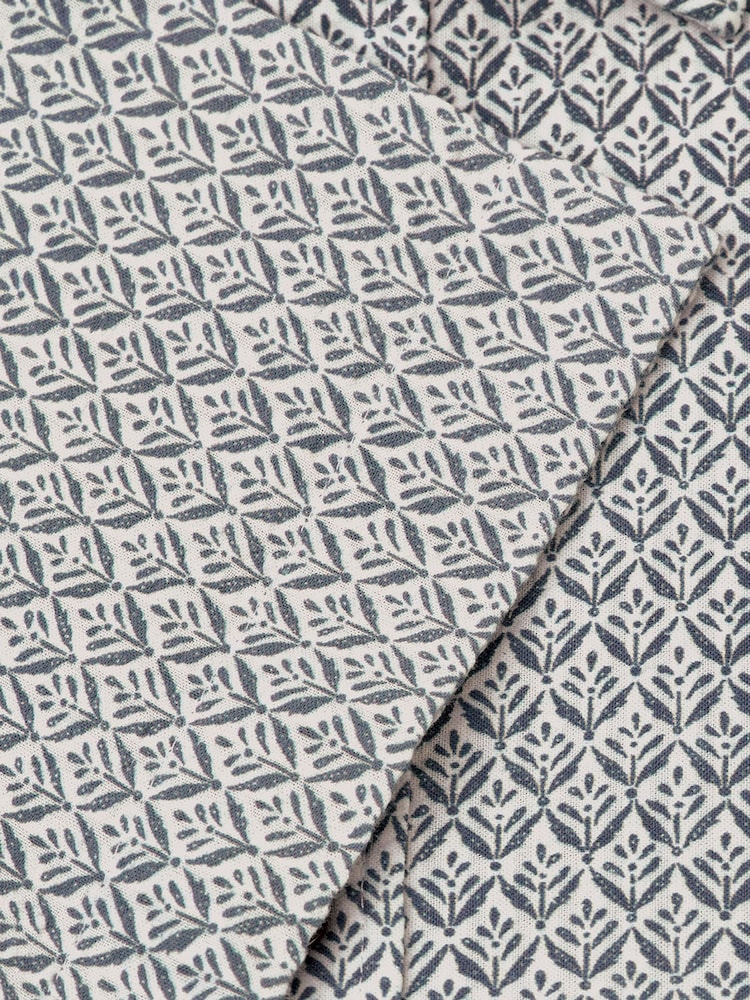 Brook Taverner Grey Geo Print 100% Cotton Shirt - Image 3 of 3