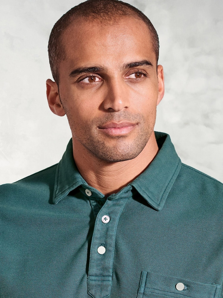 Brook Taverner Garment Dye Pique 100% Cotton Polo Shirt - صورة 4 من 4