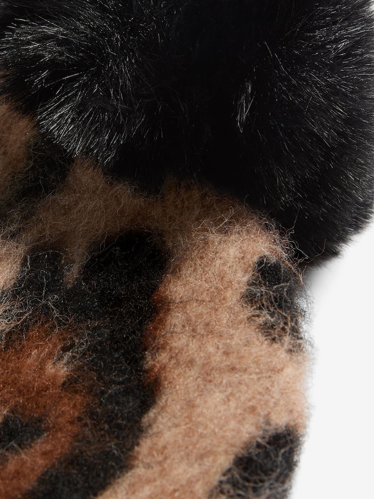 Lipsy Classic Leopard Print Brushed Pom Hat - Image 4 of 4
