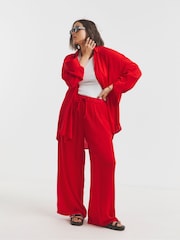 Simply Be Red Wide Fit Tie Waist Crinkle Wide Leg Trousers - Image 5 of 5
