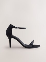 črna - Forever Comfort® Mini Satin Bow Heeled Sandals - Slika 1 iz 10