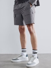 River Island Grey Skinny Fit Cargo Shorts - Image 2 of 4