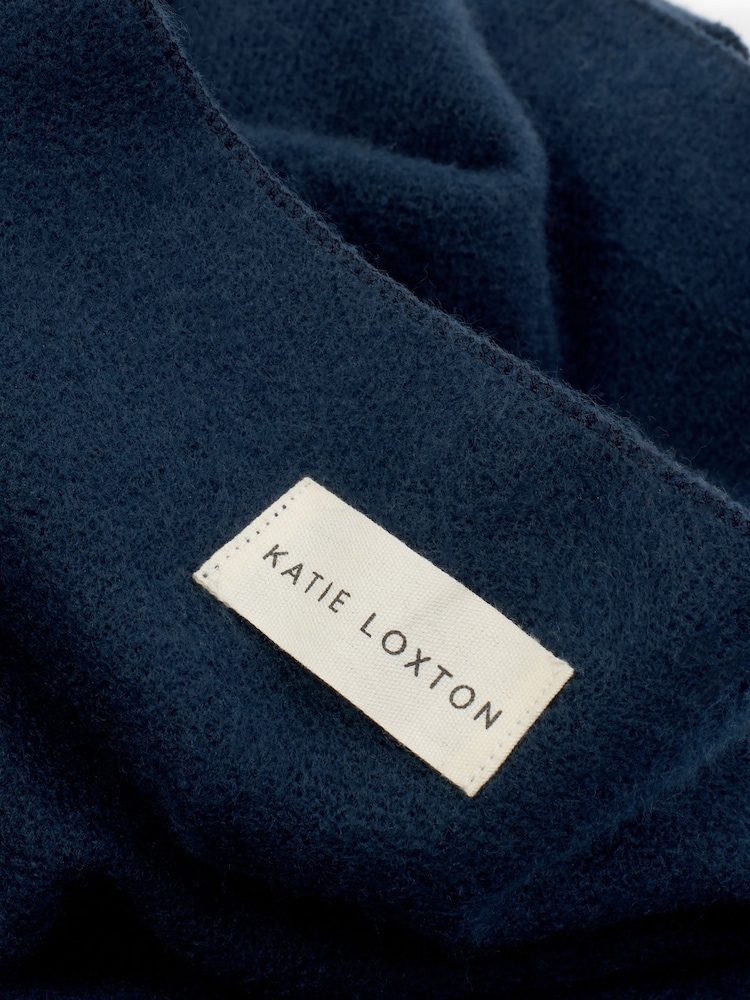 Katie Loxton Triangle Blanket Scarf - Bild 2 von 4