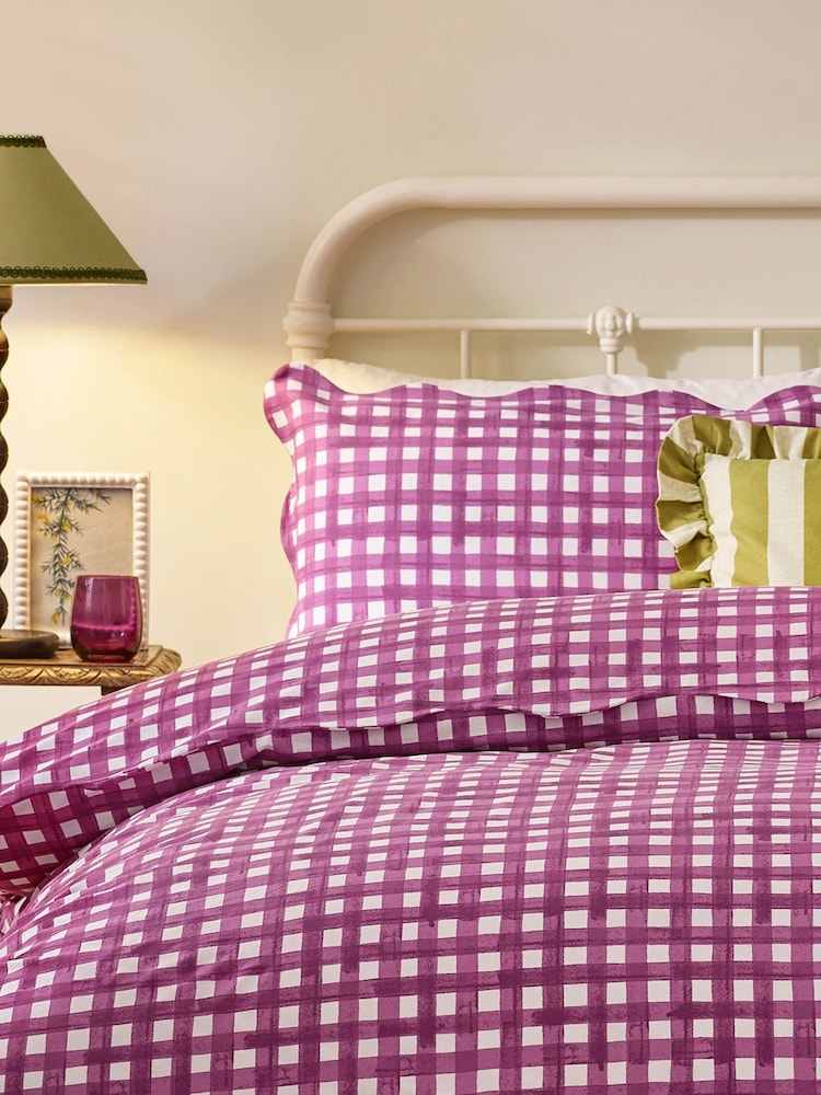furn. Red Scalloped Edge Gingham Pillowcase - Image 1 of 1
