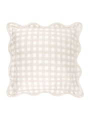 furn. Scallop Edge Gingham Cushion - صورة 1 من 4