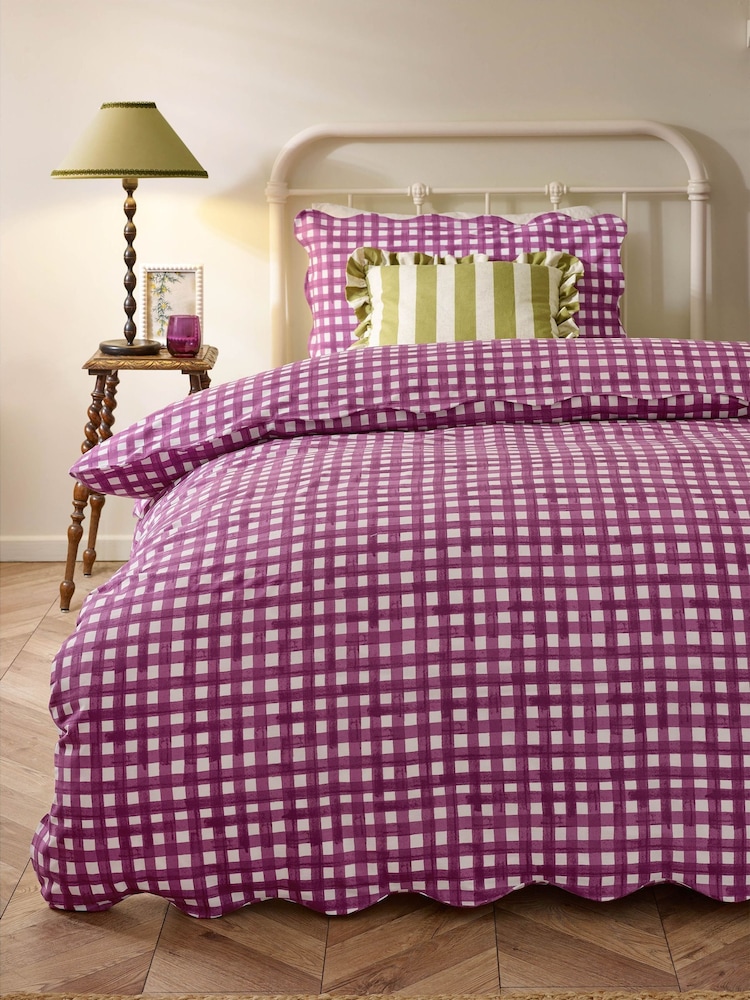 furn. Red Scalloped Edge Gingham Duvet Set - Image 3 of 3 furn. Red Scalloped Edge Gingham Duvet Set - Image 3 of 3