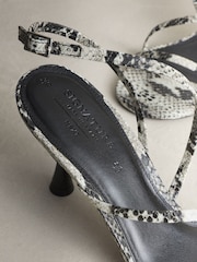 Schlangen-Print - Skinny – Signature-Premium-Schuhe aus Leder mit Riemchen und Absätzen - Bild 3 von 5