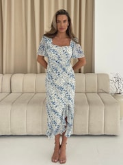 Girl In Mind Mina Sweetheart Neckline Ruched Detail Midi Dress - Imagen 1 de 6
