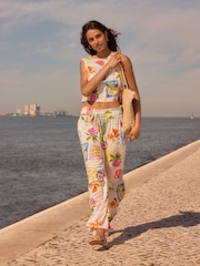 Blue/White Shell Top With Linen - Image 4 of 7