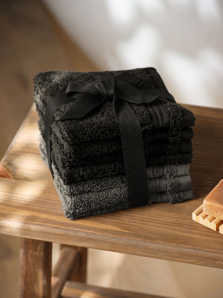 Black/Charcoal Egyptian Cotton Face Cloths Set of 7 - Image 1 of 2 Black/Charcoal Egyptian Cotton Face Cloths Set of 7 - Image 1 of 2