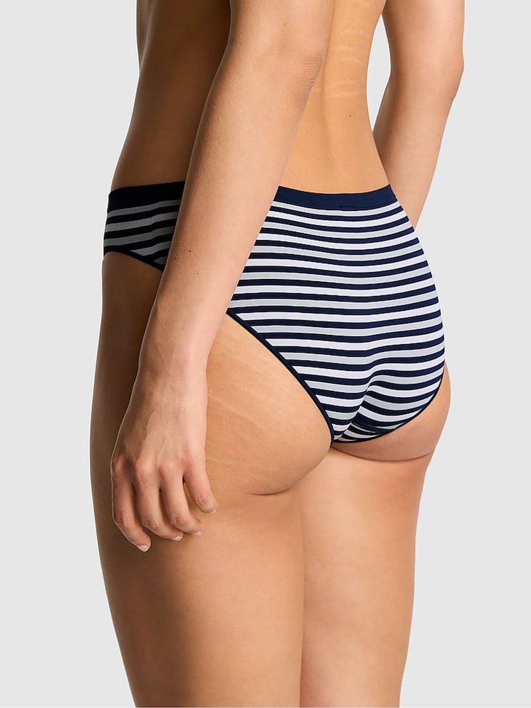 Victoria's Secret PINK Black Seamless Knickers - Image 2 of 3 Victoria's Secret PINK Black Seamless Knickers - Image 2 of 3