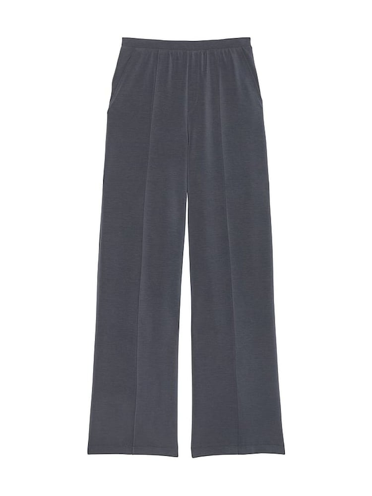 Victoria's Secret Grey Featherweight Knit Joggers - Image 4 of 4