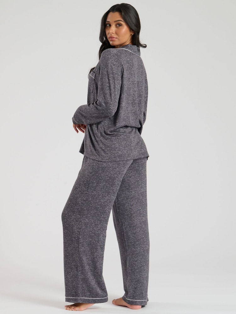 Loungeable – Melierter Langarm-Pyjama mit Ripp und Knopfleiste - Bild 2 von 6