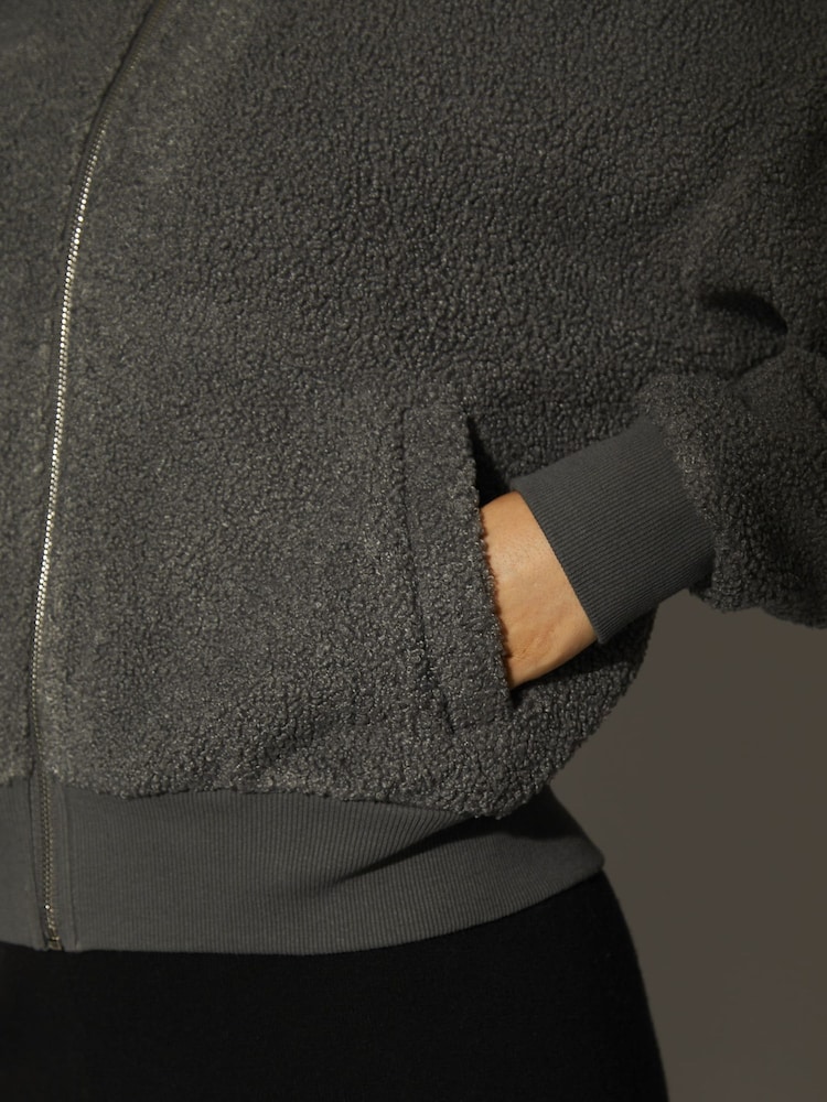 South Beach Grey Fleece Back Borg Cropped Jacket - Image 6 of 6 South Beach Grey Fleece Back Borg Cropped Jacket - Image 6 of 6