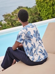 Pure Collection 100% Linen Short Sleeve Round Neck T-Shirt - Image 2 of 3