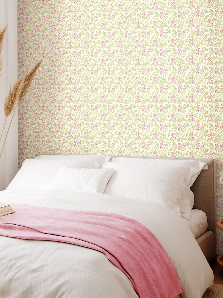 Hoopla Walls Rose Apple Petite Posy 10M Wallpaper - Image 1 of 2