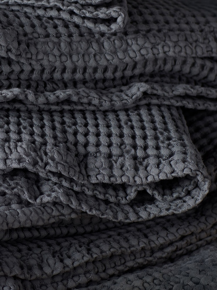 Secret Linen Store Graphite Grey Waffle Towel - Image 2 of 2