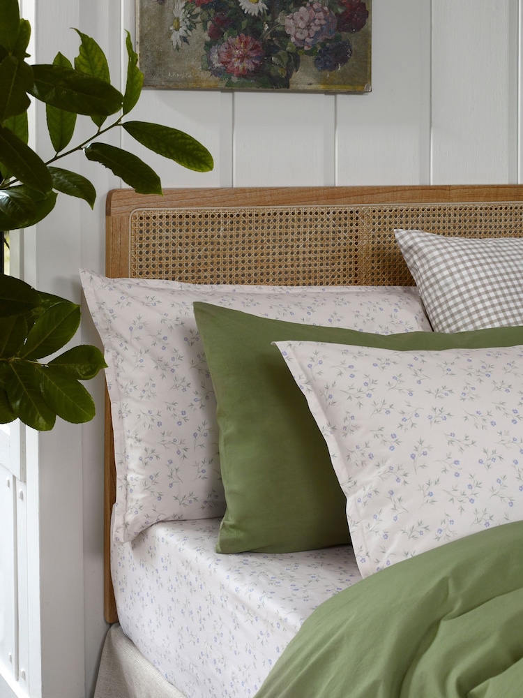 Piglet in Bed Spring Sprig Pillowcases - Image 1 of 3