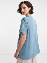 JD Williams Blue Crinkle Broderie Trim Top - Image 2 of 4