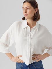 VERO MODA White Textured Cropped 100% Cotton Shirt - Image 1 of 4